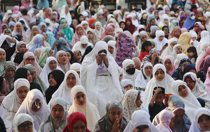 87 % des 274 millions d’habitants indonésiens se revendiquent de l’islam dans l’archipel au millier d’îles. ADI WEDA / EFE/MAXPPP